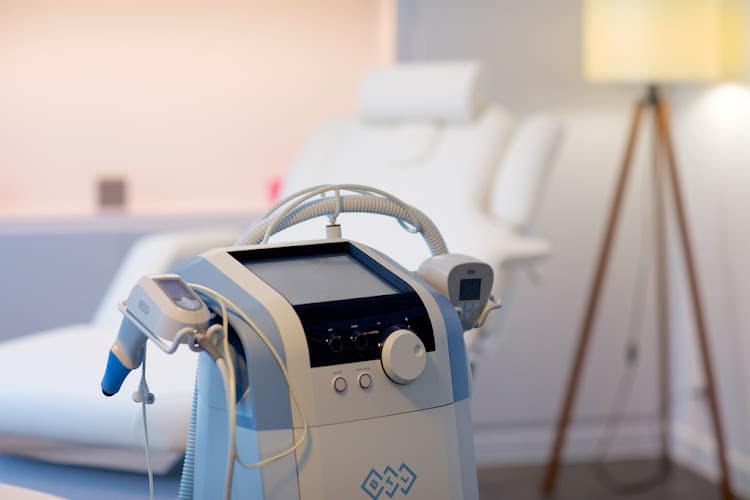 Marine Pauly : Hydrafacial, Cryolipolyse et radiofréquence à Strasbourg