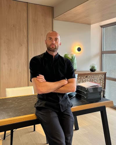 Dr Benoit Henault Plastic Surgery Nîmes