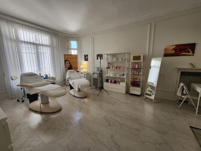 Centre médical Esthétique 16
