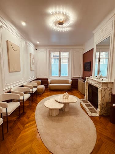 Dr Daniel ALIMI - Médecine Esthétique Paris 16 - Aesthetic Medicine - Injections - Greffe capillaire - Lasers médicaux