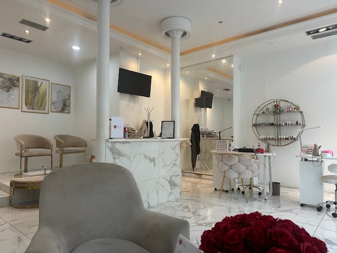 Sweetbodybymina - Centre De Beauté, Minceur, Laser, Cryolipolyse Et Anti-Âge - Formation Esthétique Maderothérapie - Headspa